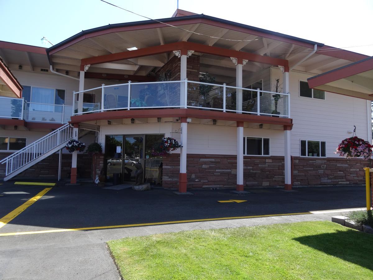 Breakers Boutique Inn ウェストポート エクステリア 写真
